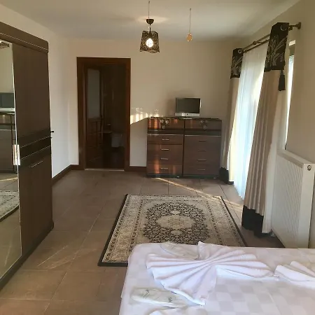 Bella Villa *